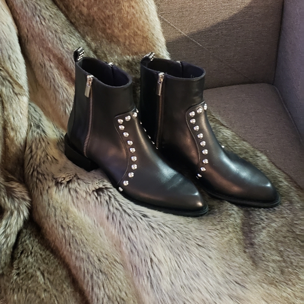 NWT Capezzani Studded Booties Handcrafted in Italy